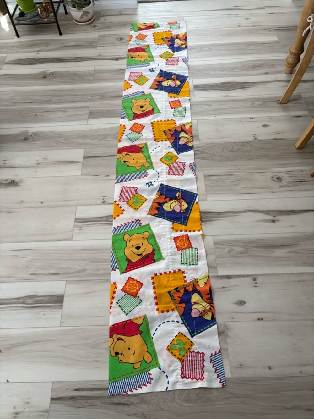 Vintage DISNEY Winnie the Pooh & Tiger Window Curtain Valance Disney 90 X 16